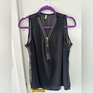RLINEA Sleeveless blouse color black large